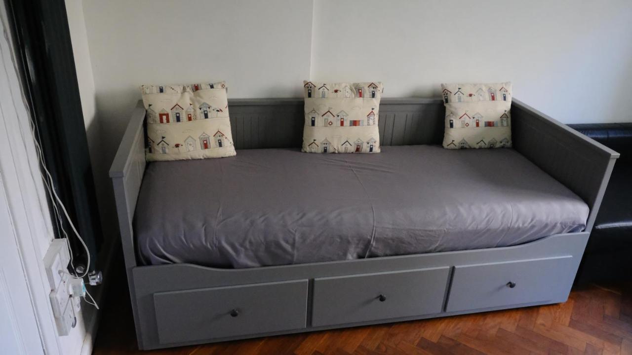 Commanders Cabin 'As Seen In Beyond Paradise' ลู ภายนอก รูปภาพ